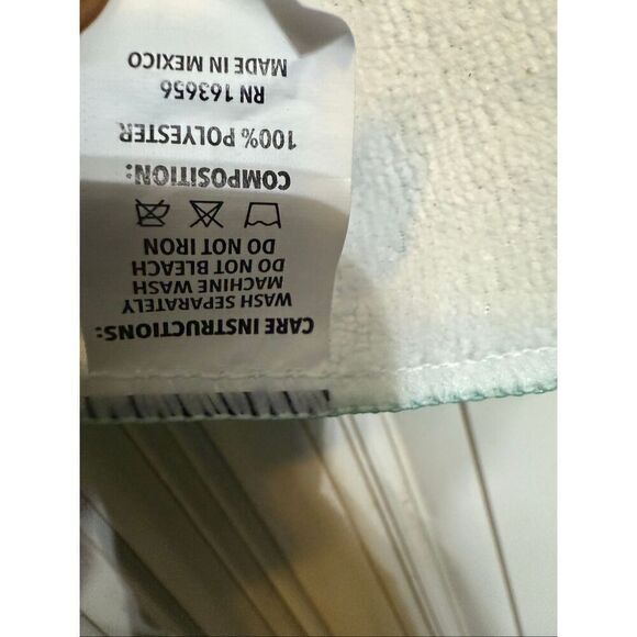 Minnesota Timberwolves SCARCE 2022 SGA US Bank Howl Towel Green White OS NWOT - Picture 3 of 4